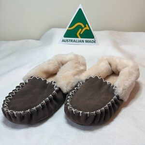 Moccasin Sheepskin Slippers